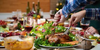 Eating mindfully at Christmas dinner